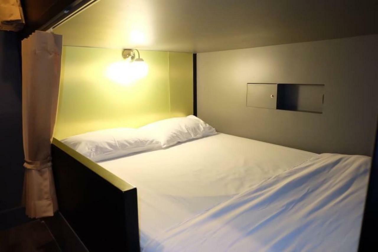 Four Sisters Homestay Bangkok Kültér fotó